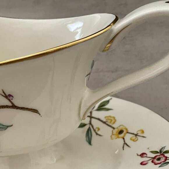 Vintage Royal Worcester Blossom Time Gravy Boat with Attached Under Plate MINT - Picture 7 of 10